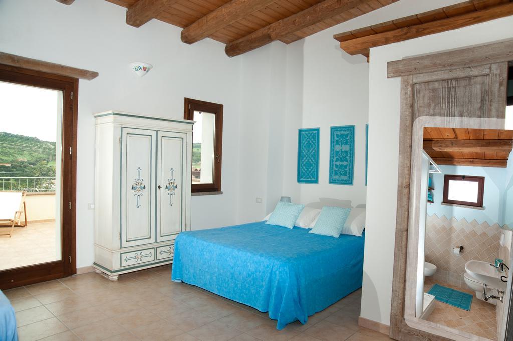 Artemisia Sardegna Tergu Quarto foto